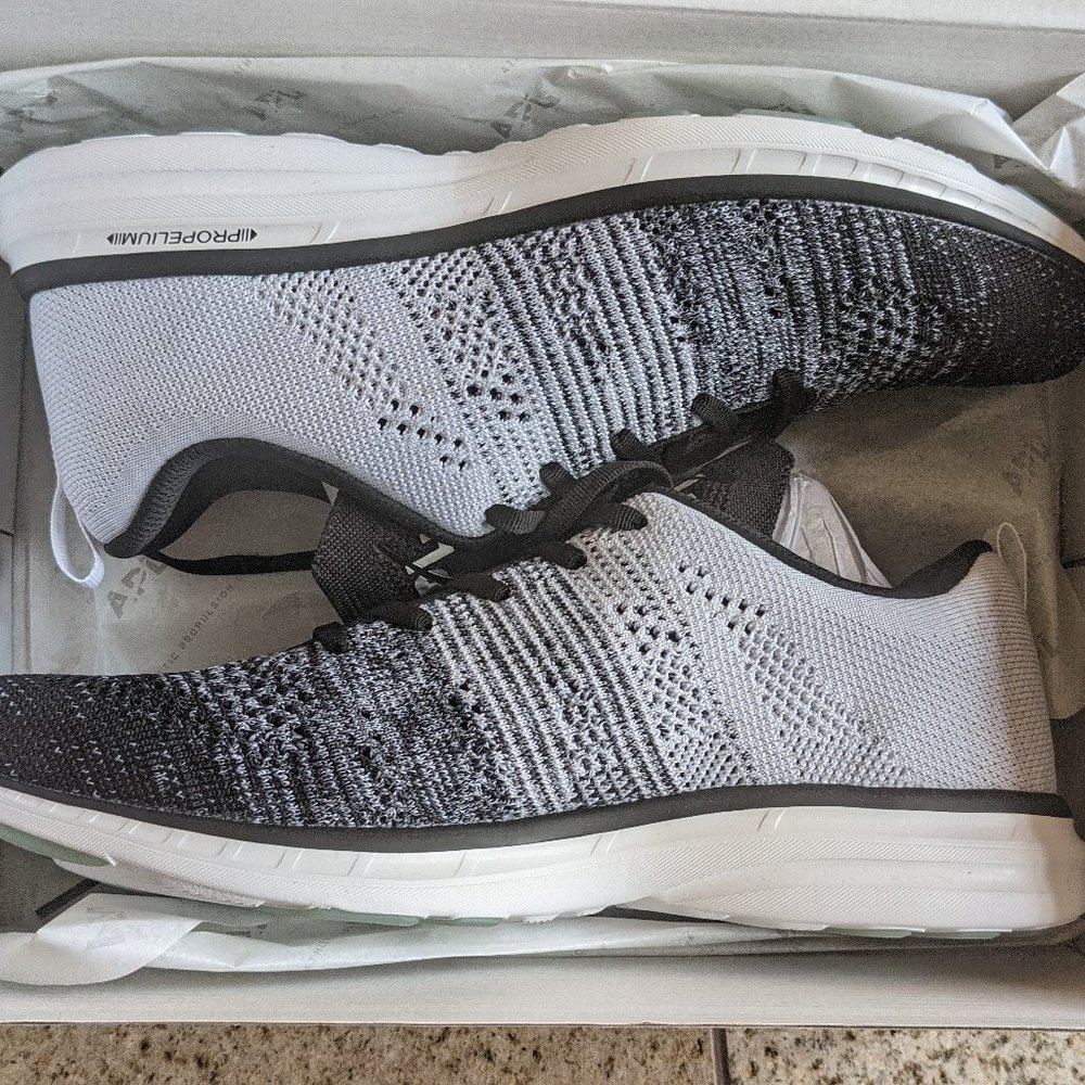 APL TechLoom Pro - New in original box